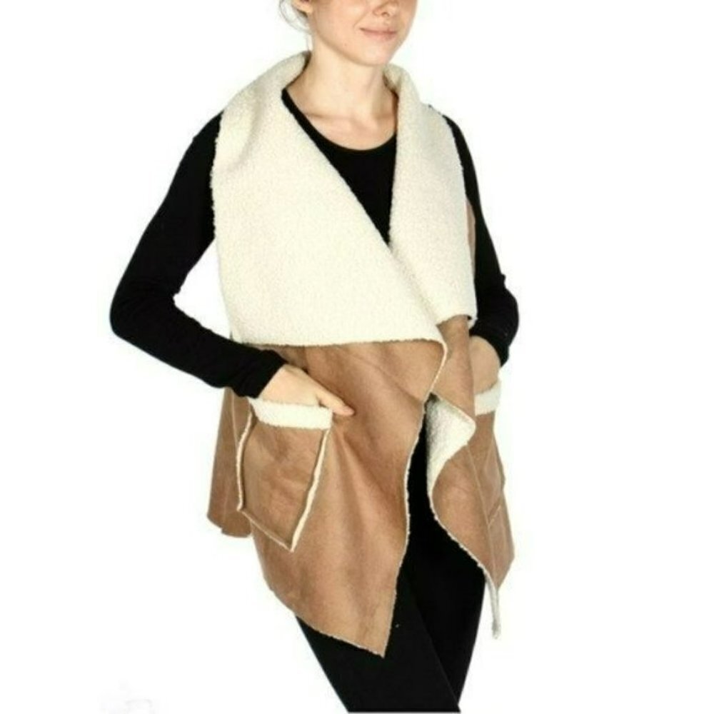 NWT Ellie & Kate Contrast Sherpa / Suede Open Front Relaxed Fit Vest